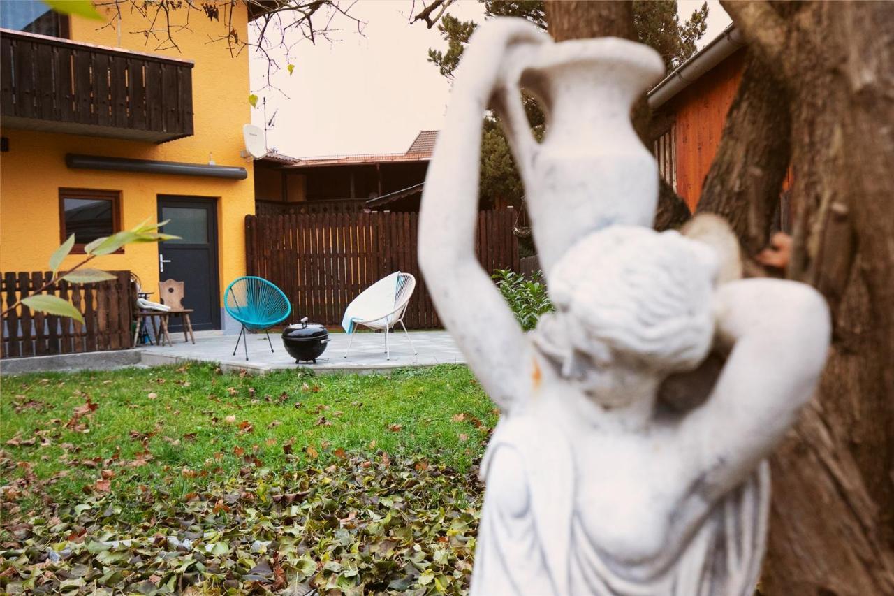 Sunlit Garden&Mountain Apartment Garmisch-Partenkirchen Exterior foto
